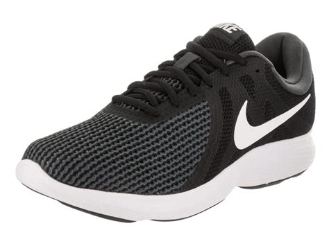 Buy Nike Men's Black Sports Shoe Online @ ₹3695 from ShopClues