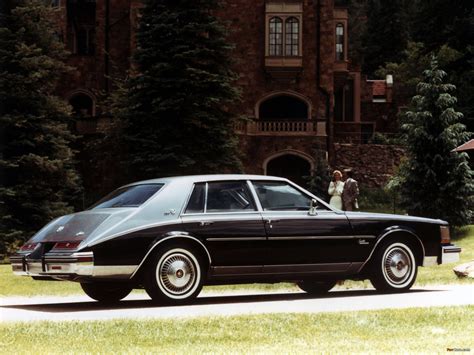 Photos of Cadillac Seville Elegante 1980–85 (2048x1536)