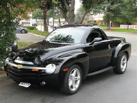 Chevrolet SSR 2003 - 2006 Pickup :: OUTSTANDING CARS