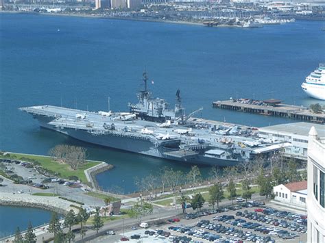 Tour An Aircraft Carrier | HubPages