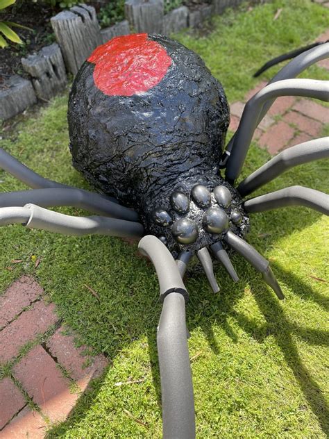 How to Make a DIY Giant Spider | Halloween Decor | POPSUGAR Home