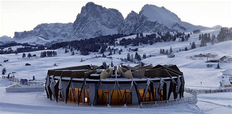 Alpina Dolomites - Spa On Top Of Europe’s Largest High-Altitude Plateau