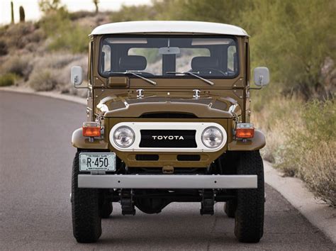 1977 Toyota FJ40 Land Cruiser