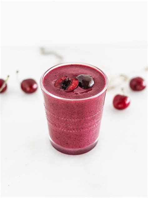 Cherry Berry Probiotic Smoothie - Lively Table