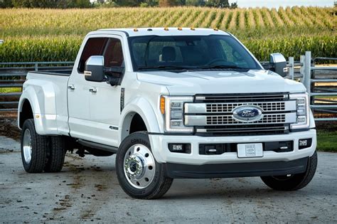 2017 Ford F-450 Super Duty Pricing & Features | Edmunds