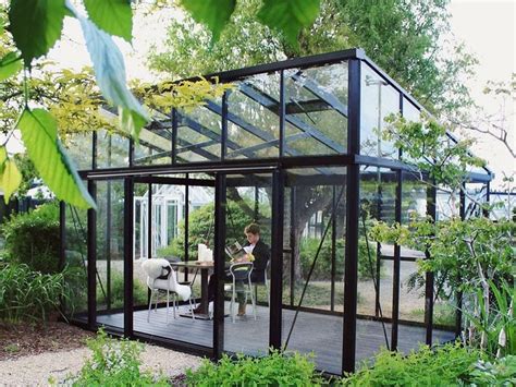 Janssens Modern Greenhouse | Greenhouse Emporium