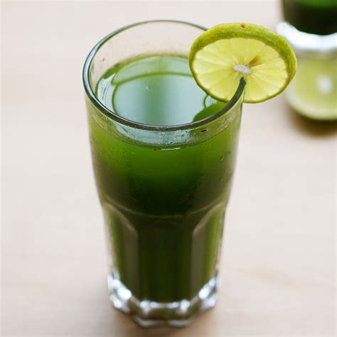 Fresh Wheatgrass Juice Recipe | Bryont Blog