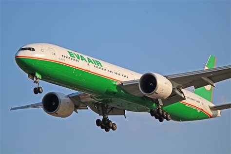 B-16718: EVA Air Boeing 777-300ER From Taiwan (New In 2014)