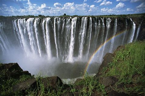 5 Largest Waterfalls Around the World