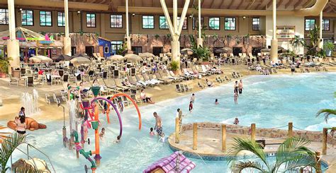 Wilderness Wisconsin Dells - Enormous Indoor Water Park