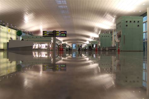 Terminal 1 en El Prat de Llobregat: 7 opiniones y 34 fotos