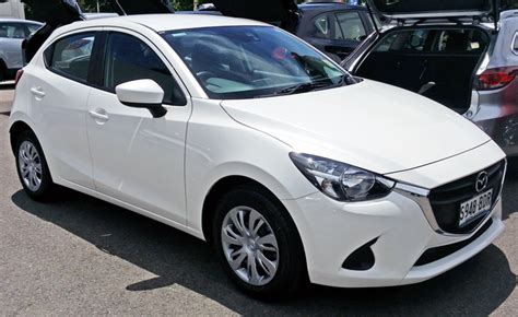 Mazda Mazda2 Hatchback Photos and Specs. Photo: Mazda Mazda2 Hatchback best specifications and ...