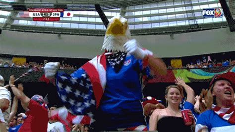 Women-world-cup-final-2015 GIFs - Get the best GIF on GIPHY