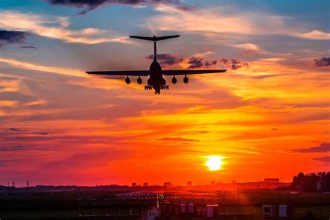 Airplane Sunset Wallpapers - Top Free Airplane Sunset Backgrounds - WallpaperAccess