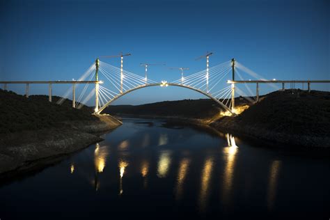 CFCSL Bridge over the Tagus River at the Alcántara Reservoir. Cáceres ...