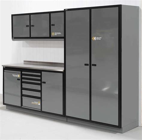 Garage Cabinets | Aluminum Cabinet Co.