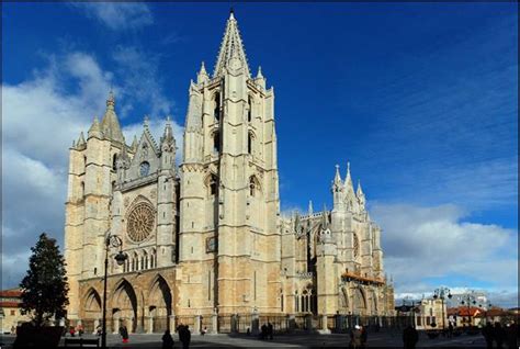 Webcam Leon Cathedral, Leon, Spain - Online Live Cam