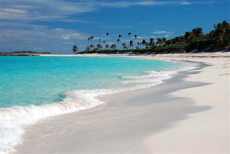 5 Free Public Beaches in Nassau, Bahamas