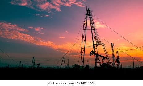 Oil Rig Sunset Stock Photo 1214044648 | Shutterstock