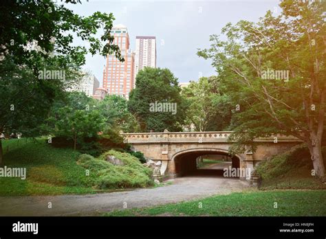 central park bridge in new york in sunset light Stock Photo - Alamy