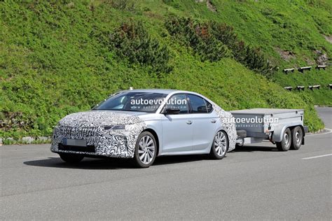 2023 Skoda Octavia Facelift Spied for the First Time, It Was Towing Its Heart Out - autoevolution