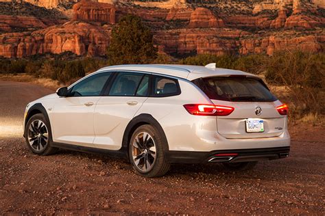 2019 Buick Regal TourX Review - Autotrader