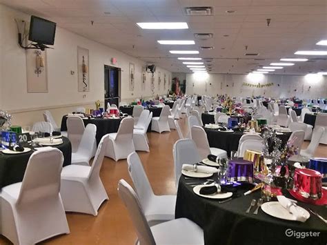 Venetian Banquet Hall | Rent this location on Giggster