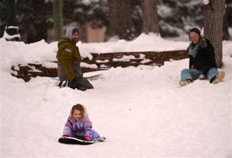 Denver weather: Snow flurries ahead Monday