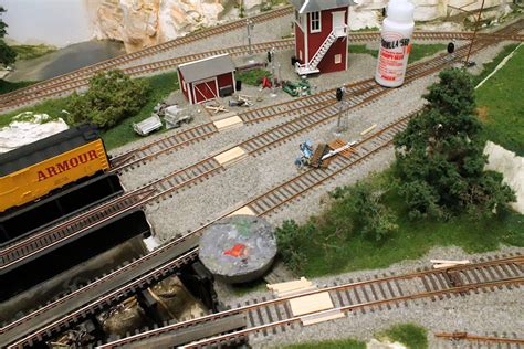 Detailing a Model Railroad Yard Scene | Gateway NMRA