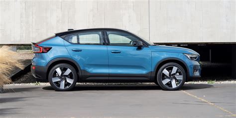 Volvo C40 vs XC40: When Style Costs You More - Motorborne