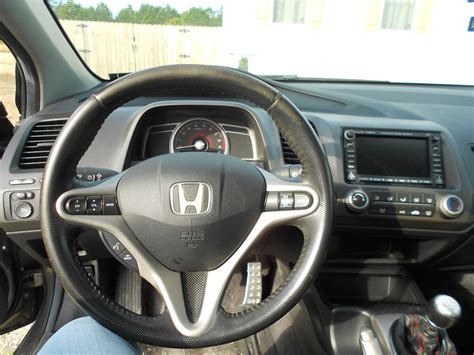 2006 Honda civic coupe interior