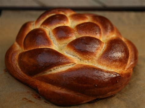 Rosh Hashana's Sacred Bread Offers Meaning In Many Shapes And Sizes | NCPR News