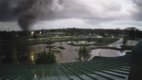 Stunning video from Andover tornado could help further science of twisters | Fox Weather