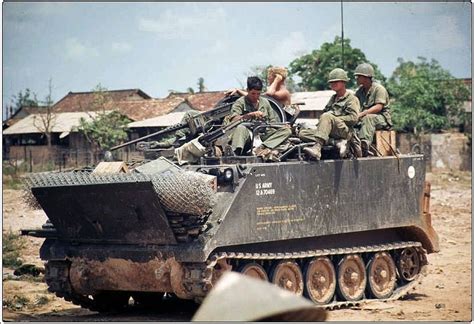 https://flic.kr/p/vwLJBf | M113 apc "D" company , 1/5th Infantry "Bobcats" | Vietnam 1969 ...