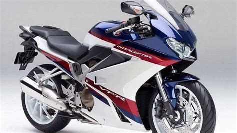 Honda’s new V4 sports bike expected to land in 2023 | HT Auto