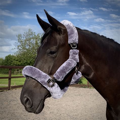 Deluxe grey fluffy headcollar – Equilux Equestrian