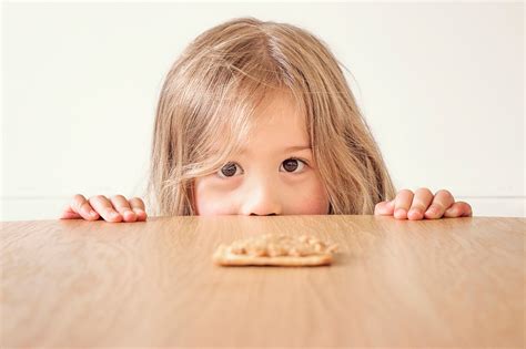 Benefits of peanut allergy prevention strategy persist | National Institutes of Health (NIH)