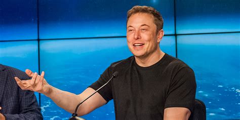 SpaceX founder Elon Musk called for a new space race - Business Insider