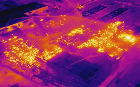 Drone with thermal camera shows hot spots in Oakland fire - DroneDJ