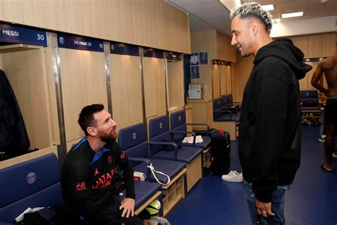 Pictures from the training session, Messi is back! | Paris Saint-Germain