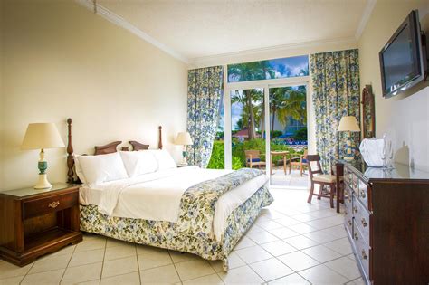 BREEZES RESORT & SPA ALL INCLUSIVE, BAHAMAS - ADULTS ONLY in Nassau ...