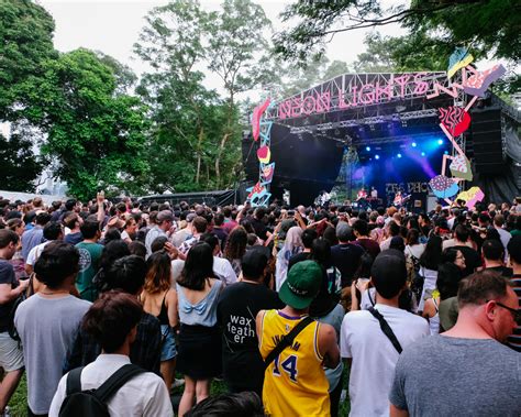 Photo Recap: Neon Lights 2018 Music Festival, Singapore - City Nomads