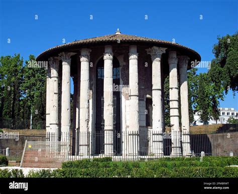 Temple of Vesta, Rome, Italy Stock Photo - Alamy