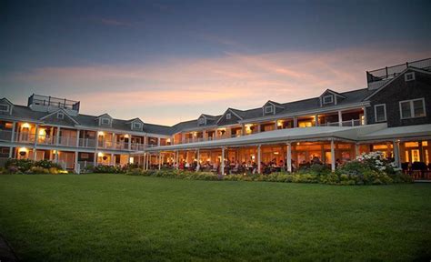 20 Best Nantucket Restaurants - Where to Eat and Drink in Nantucket