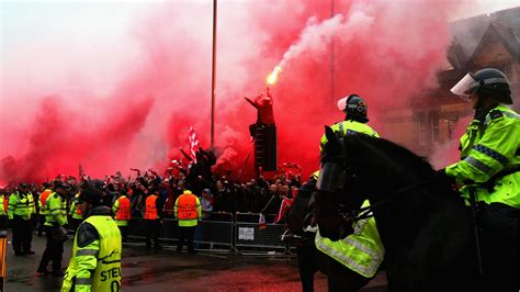 Liverpool vs Man City kickoff time explained: Why Premier League title ...