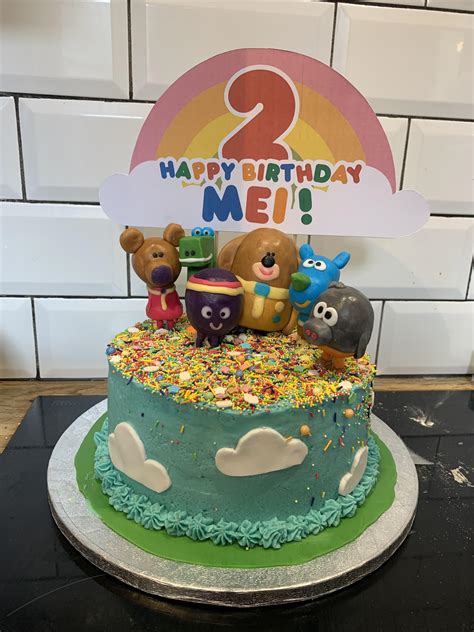 Hey Duggee birthday cake! : r/cakedecorating