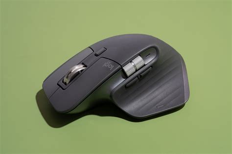 Ergonomic Sculpted Right-Hand Shape Wire Mouse Hyper-Fast Scrolling Wireless Gaming Mouse for ...