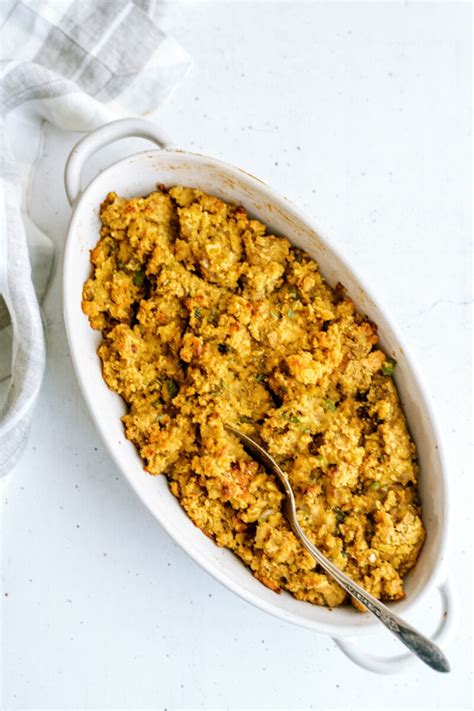 Easy Cornbread Stuffing Recipe for Thanksgiving - Lauren's Latest