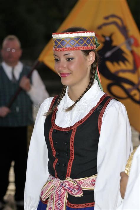 Lithuanian Young Lady, Folklore Dancers | Lady, Women wear, Traditional ...