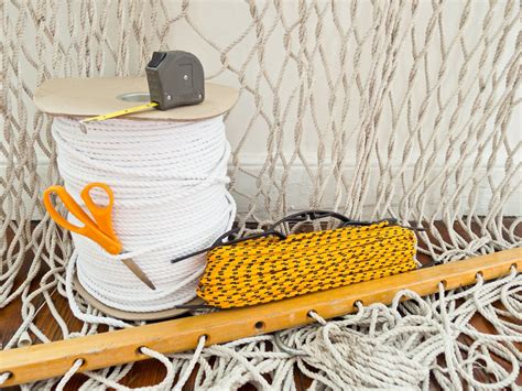 DIY Two-Tone Sail Rope Hammock (With images) | Diy hammock, Rope hammock, Nautical diy